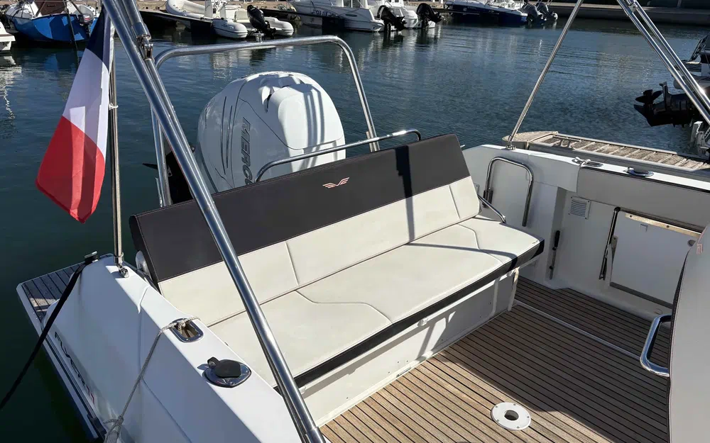 slider 4 Beneteau Flyer 7.7 SUNdeck