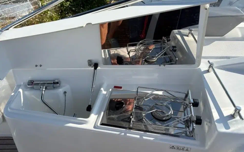 slider 11 Beneteau Flyer 8.8 SUNdeck