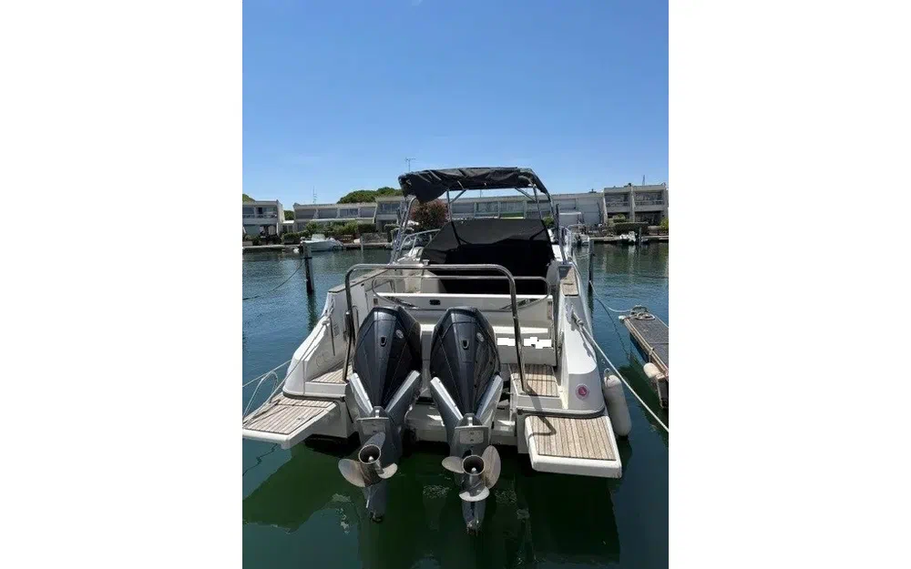 slider 4 Beneteau Flyer 8.8 SUNdeck