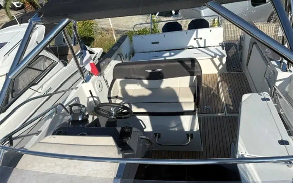 slider 7 Beneteau Flyer 8.8 SUNdeck