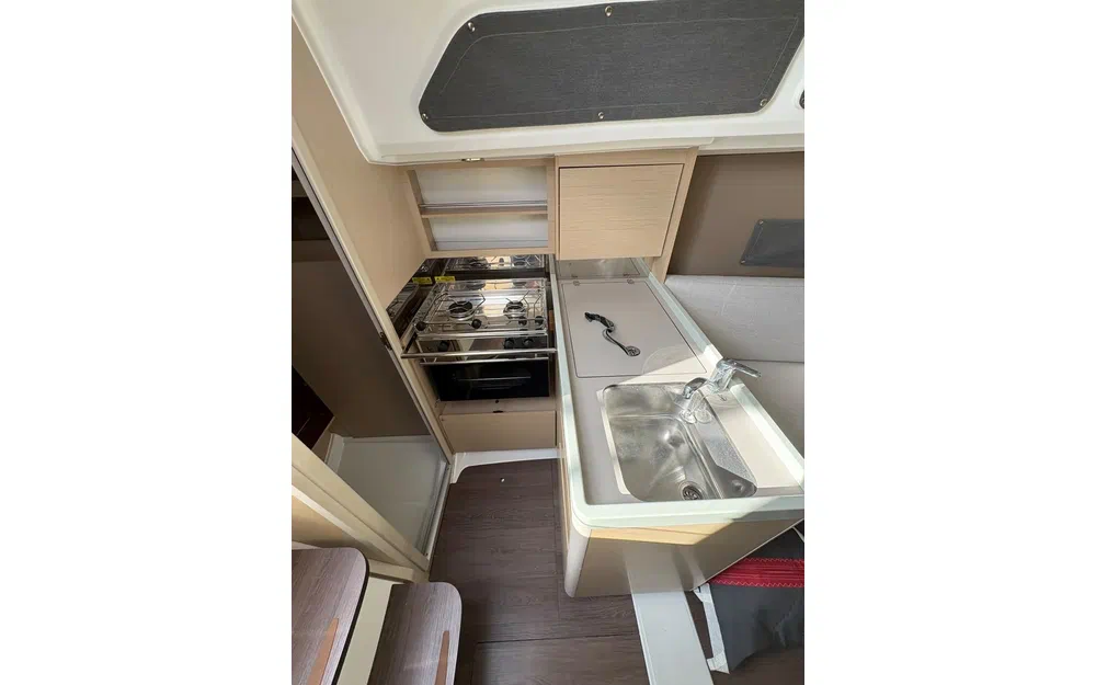 slider 7 Beneteau Oceanis 30.1