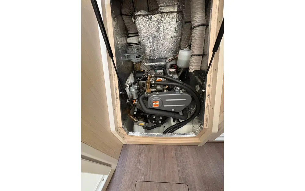 slider 8 Beneteau Oceanis 30.1
