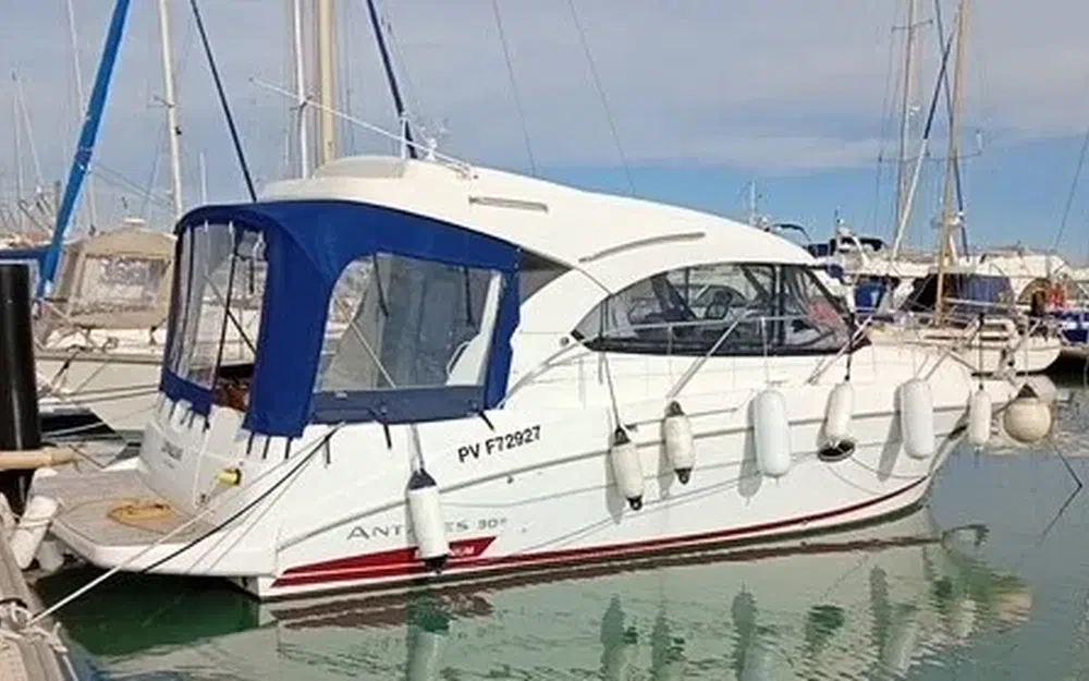 slider 0 Beneteau Antares 30 S