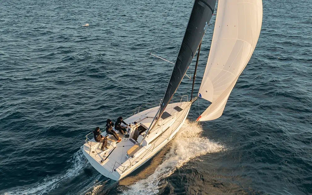 slider 11 Beneteau First 30
