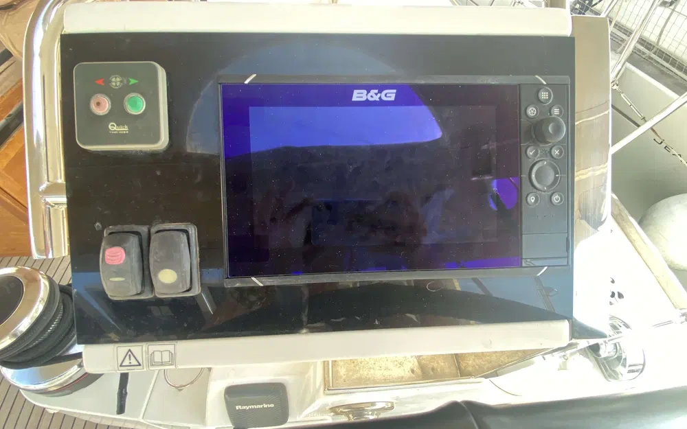 slider 6 Beneteau Oceanis 55