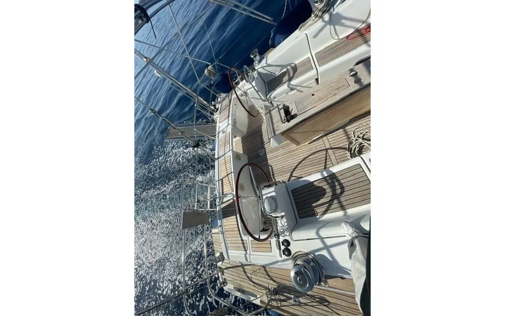 slider 5 Beneteau Oceanis 54