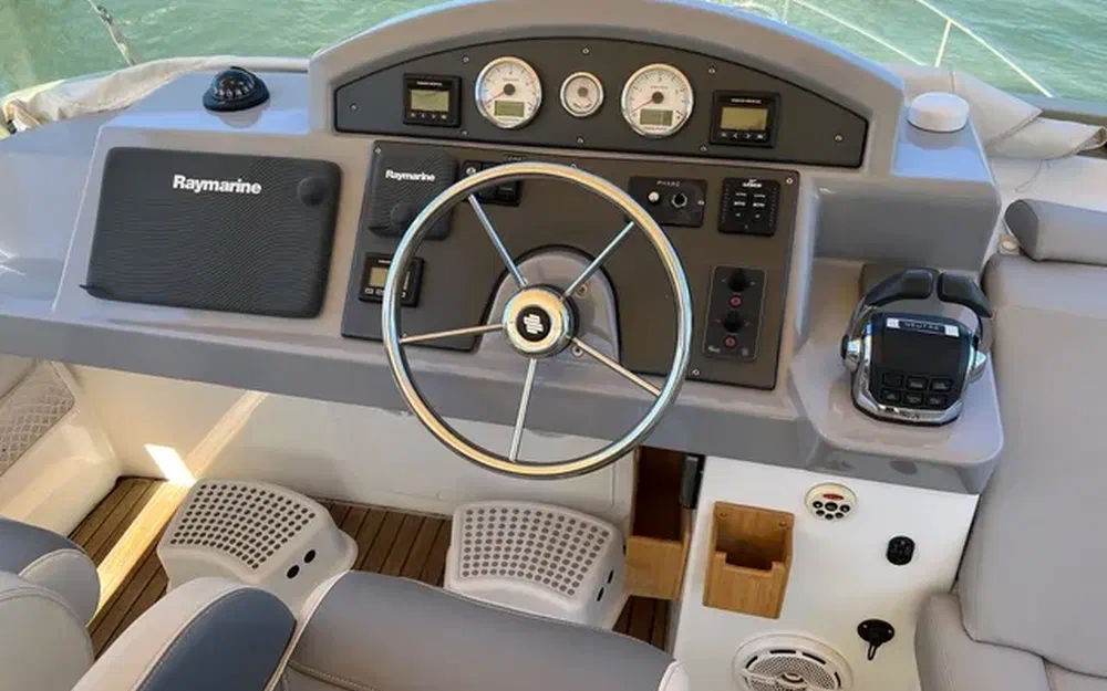 slider 2 Beneteau Swift Trawler 44