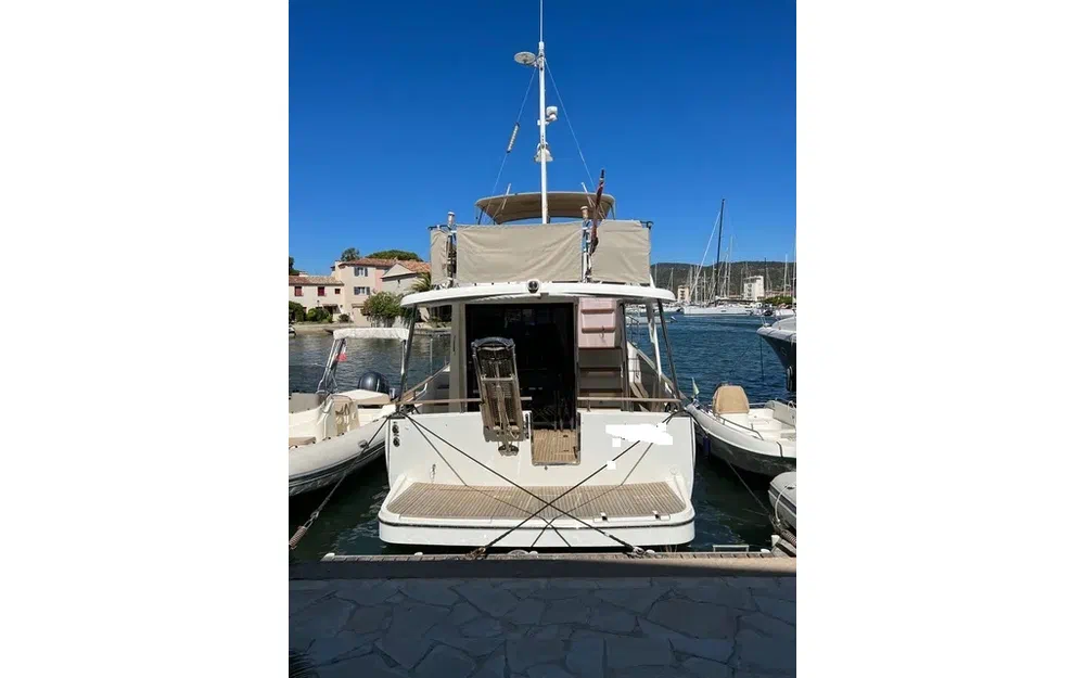 slider 8 Beneteau Swift Trawler 44