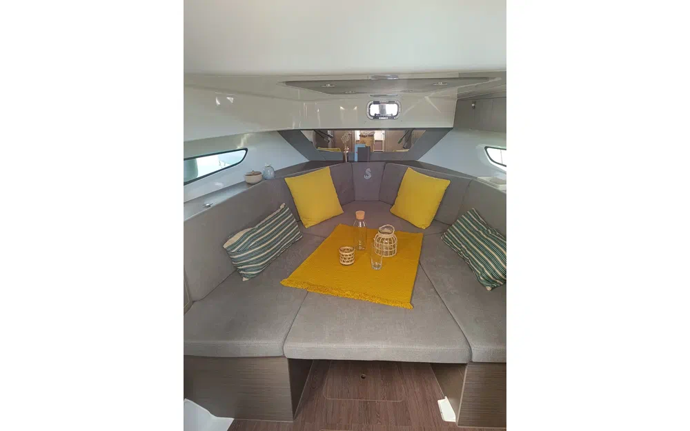slider 4 Beneteau Gran Turismo 35