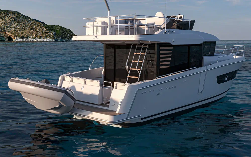slider 1 Beneteau Swift Trawler 37 Fly