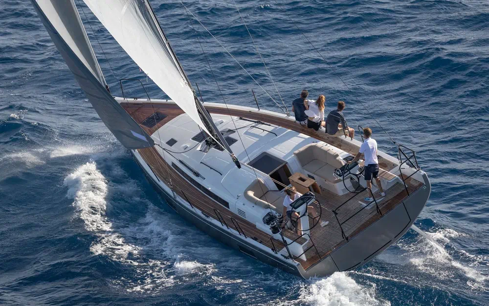 slider 0 Beneteau First 44