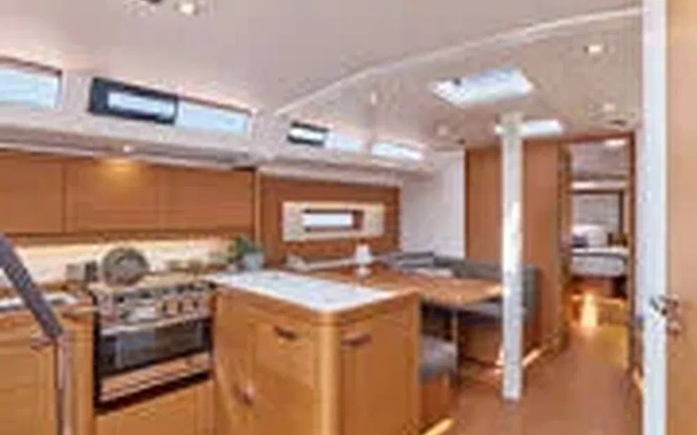 slider 7 Beneteau First 44