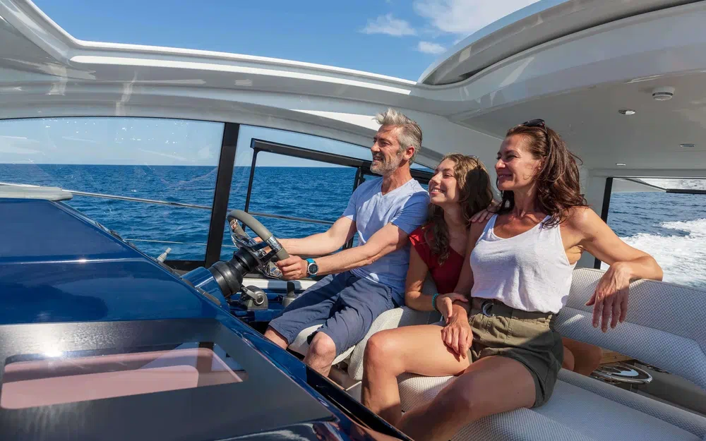slider 2 Beneteau Gran Turismo 45