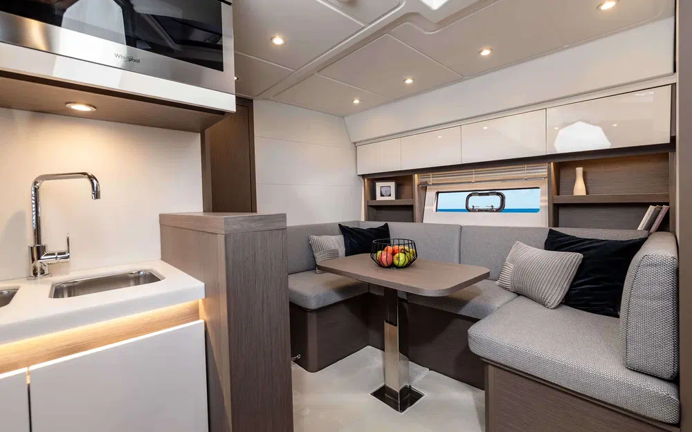 slider 4 Beneteau Gran Turismo 45