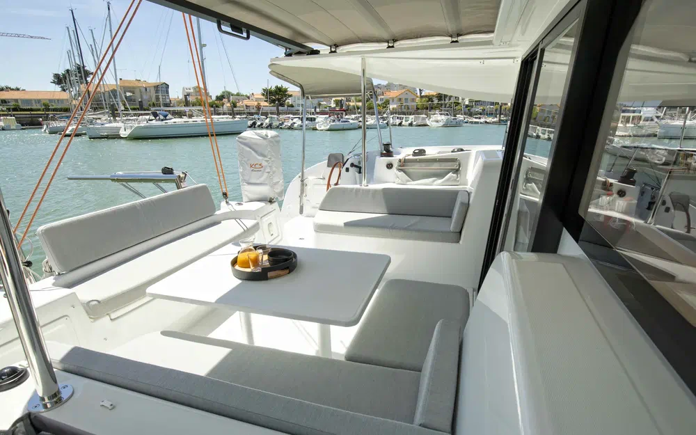 slider 6 Excess Catamarans Excess 11