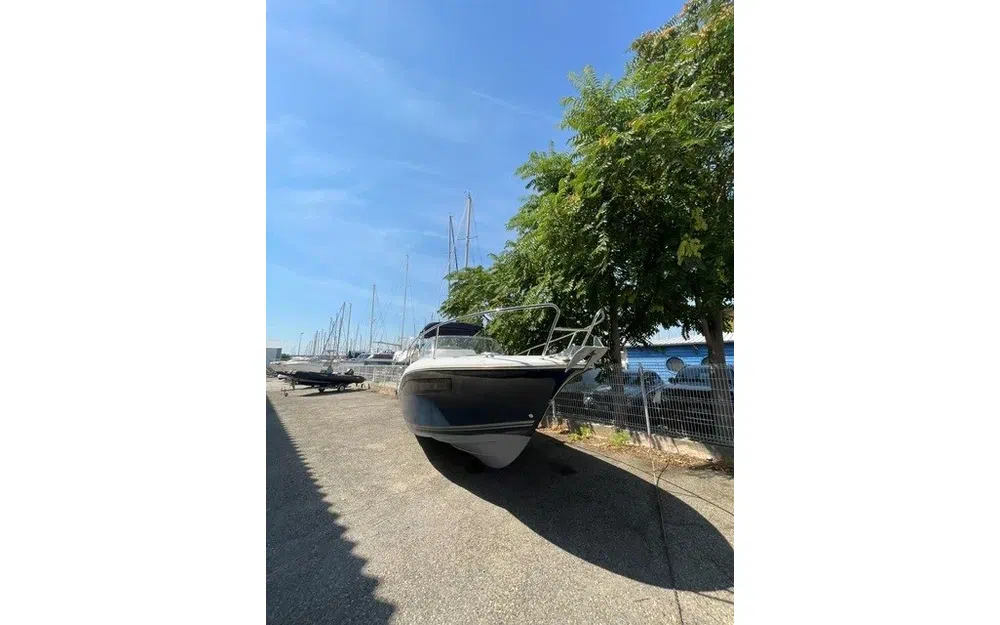 slider 18 Jeanneau Cap Camarat 7.5 WA