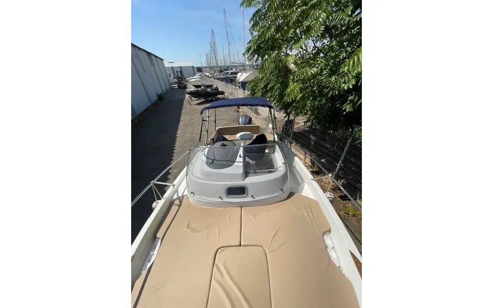 slider 19 Jeanneau Cap Camarat 7.5 WA