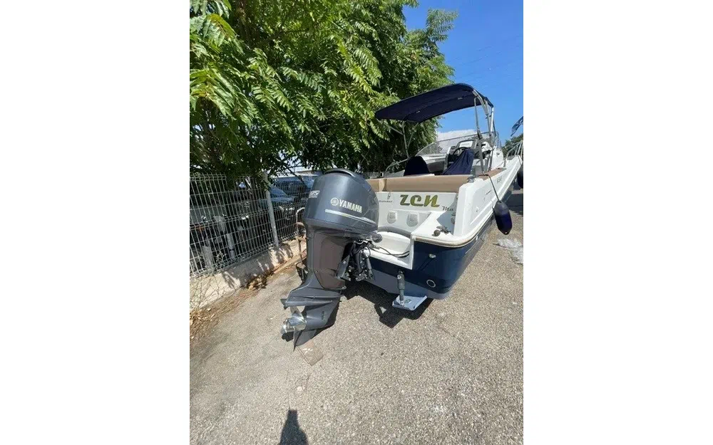 slider 2 Jeanneau Cap Camarat 7.5 WA