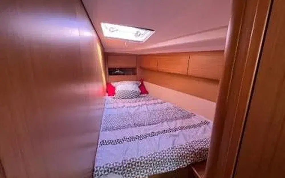 slider 11 Jeanneau Sun Odyssey 50 DS
