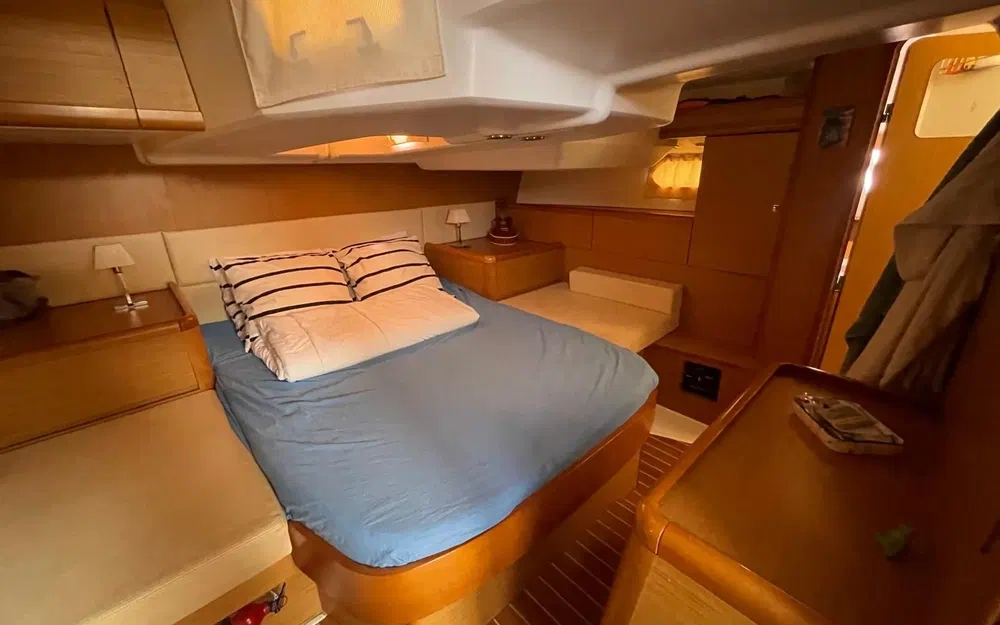 slider 13 Jeanneau Sun Odyssey 50 DS