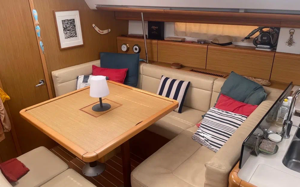 slider 6 Jeanneau Sun Odyssey 50 DS