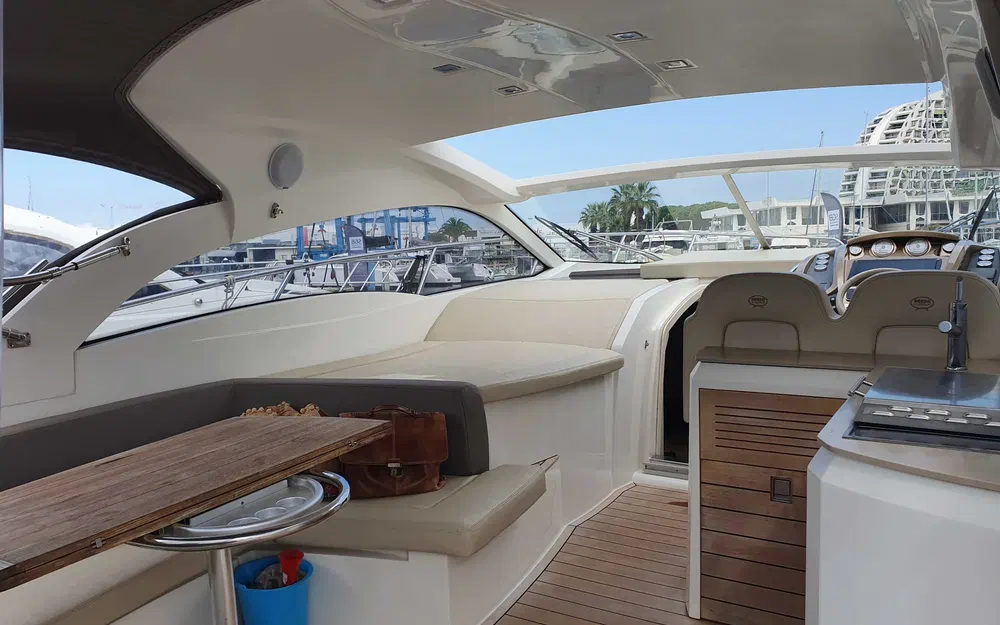 slider 2 Sessa Marine C38