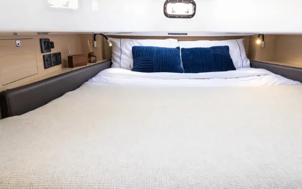 slider 2 Wellcraft 38 T-Top