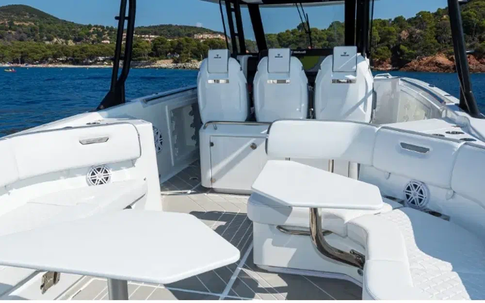 slider 5 Wellcraft 38 T-Top