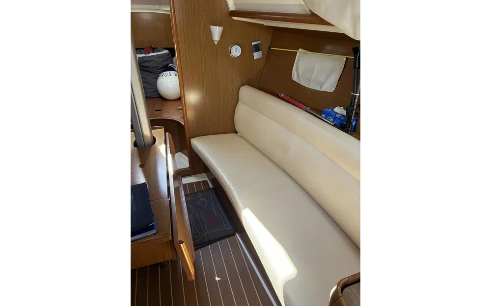 slider 4 Jeanneau Sun Odyssey 32