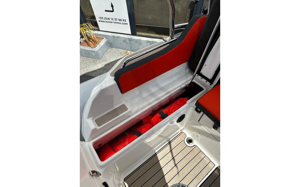 slider 18 Zodiac Medline 6.8 Neo