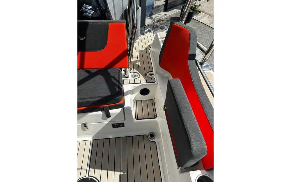 slider 19 Zodiac Medline 6.8 Neo