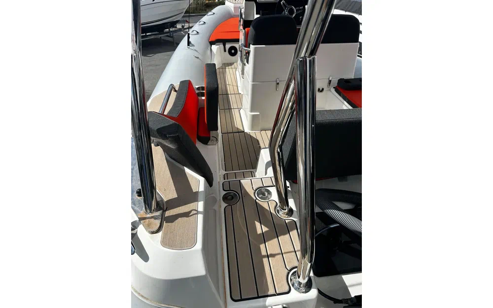slider 20 Zodiac Medline 6.8 Neo