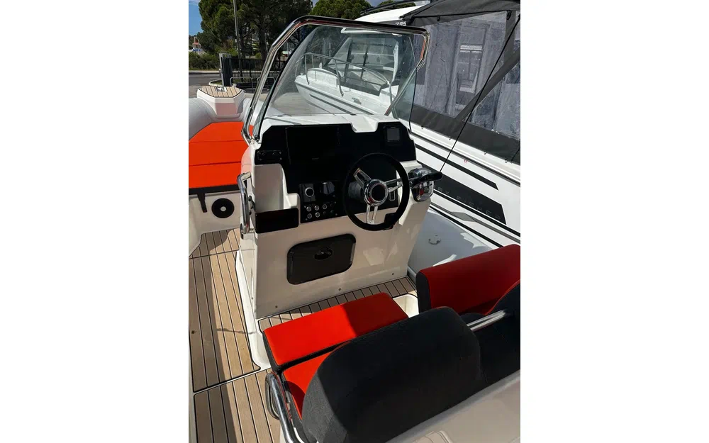 slider 4 Zodiac Medline 6.8 Neo