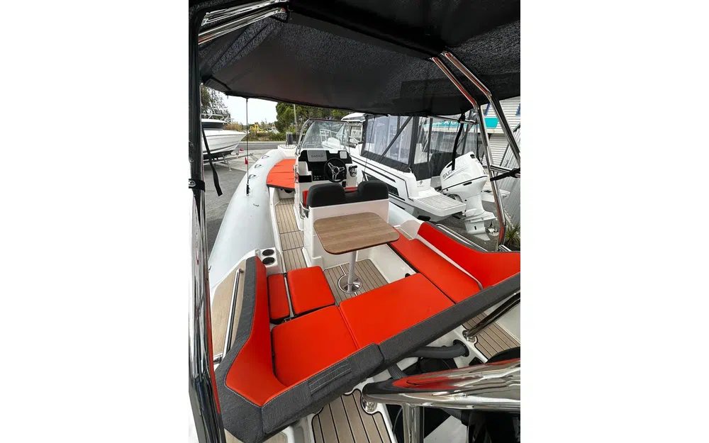 slider 2 Zodiac Medline 6.8 Neo