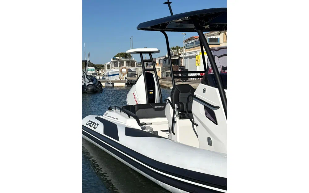slider 5 Grand Golden Line G750