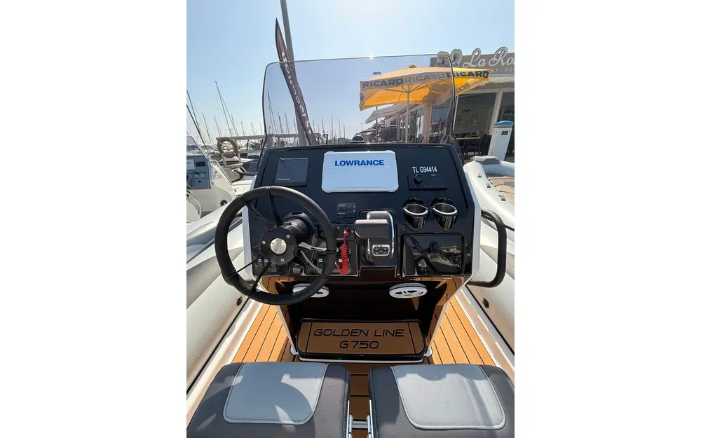 slider 8 Grand Golden Line G750