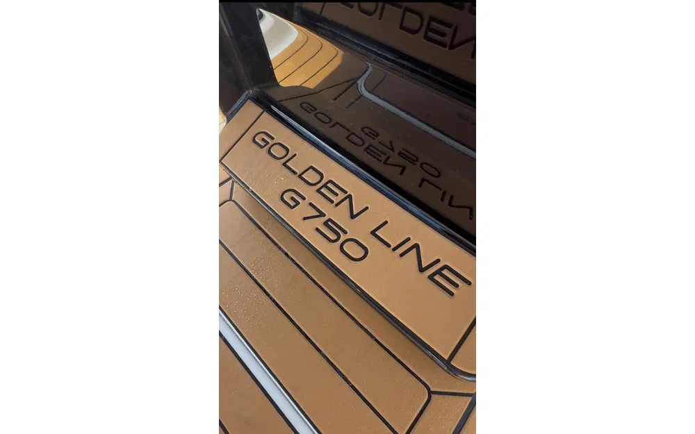 slider 5 Grand Golden Line G750