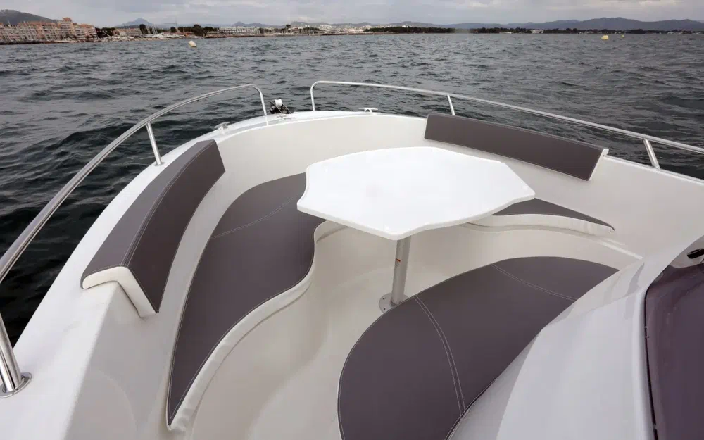 slider 7 Pacific Craft 625 Open