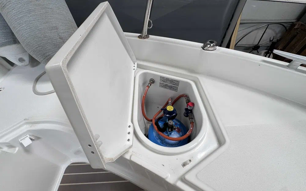 slider 8 Jeanneau Merry Fisher 895 Sport