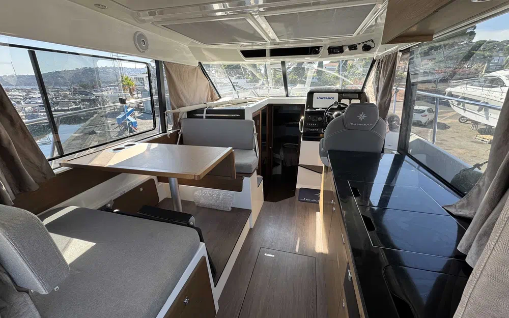slider 3 Jeanneau Merry Fisher 1095