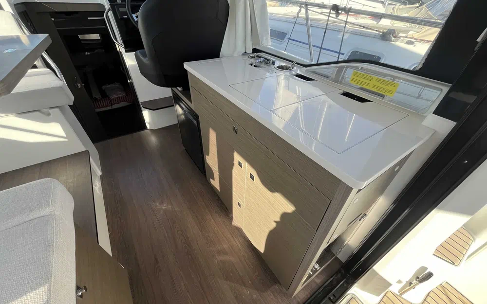 slider 11 Jeanneau Merry Fisher 895 Serie 2