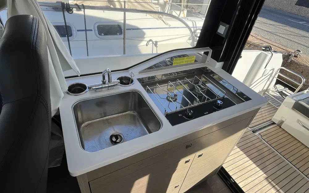 slider 13 Jeanneau Merry Fisher 895 Serie 2