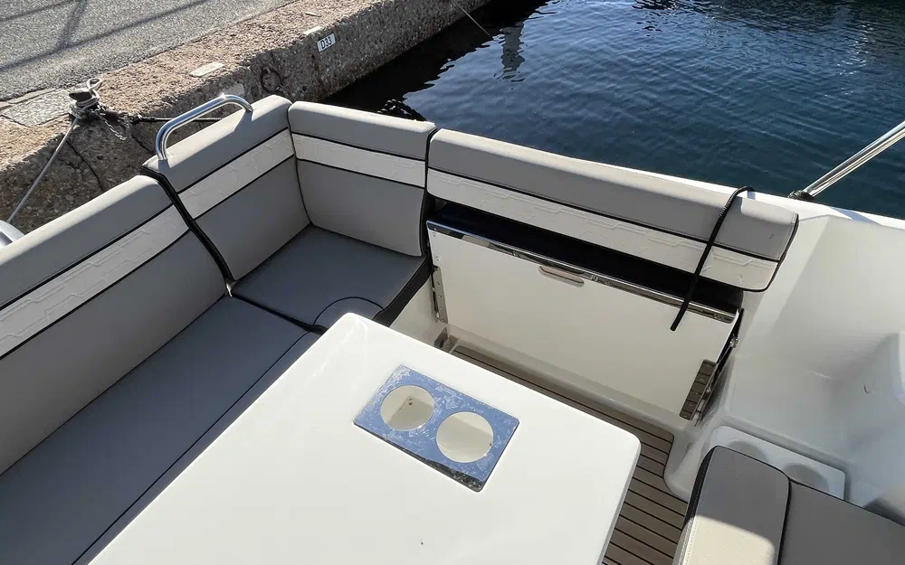 slider 6 Jeanneau Merry Fisher 895 Serie 2