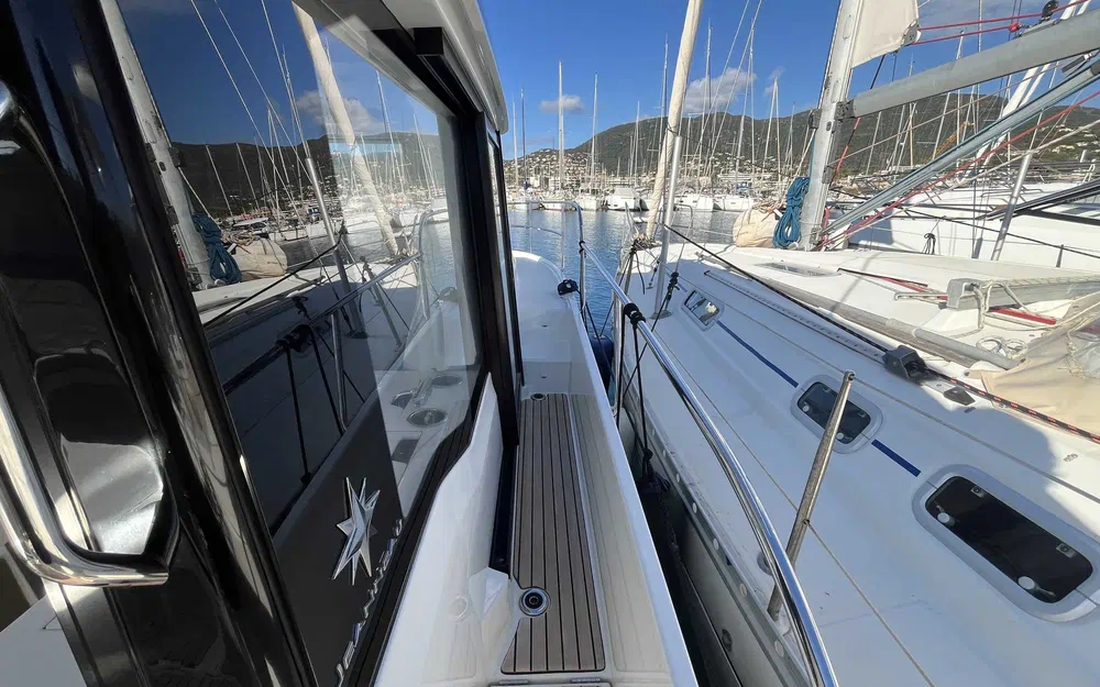 slider 8 Jeanneau Merry Fisher 895 Serie 2