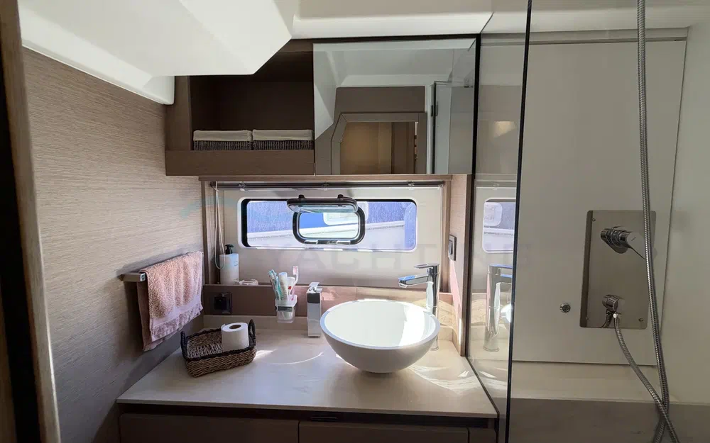 slider 28 Prestige Yachts 420 Fly