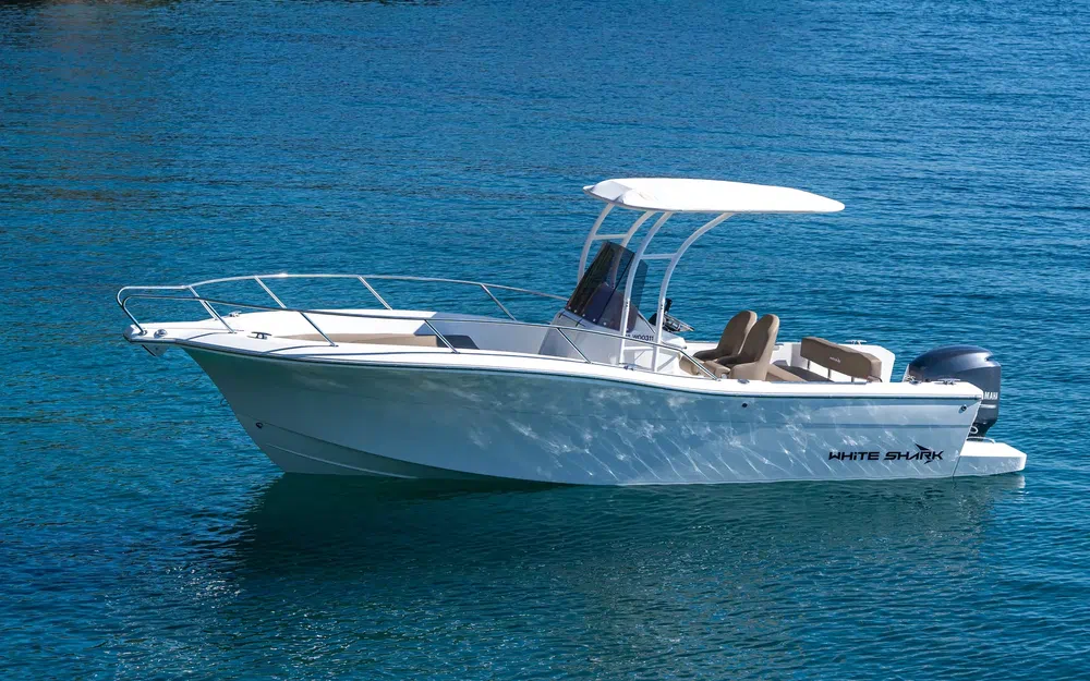 slider 0 White Shark 230 CC