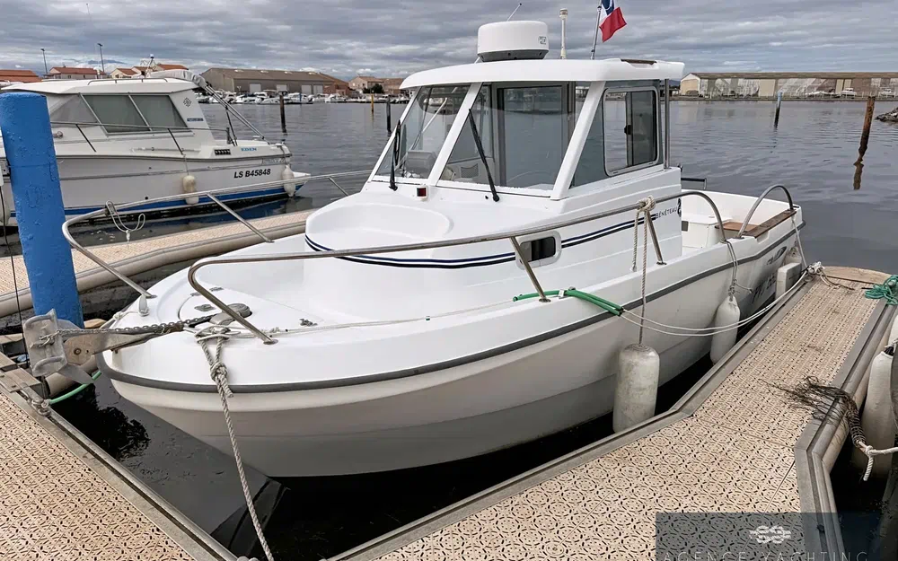 slider 0 Beneteau Antares 620