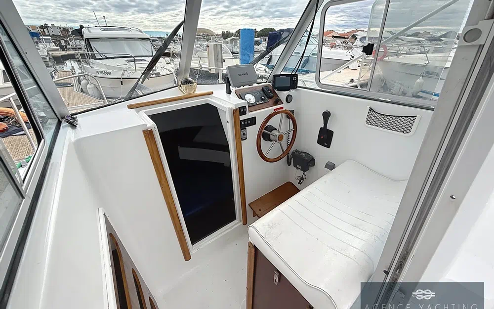 slider 14 Beneteau Antares 620