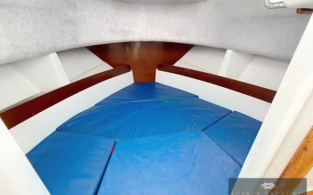 slider 18 Beneteau Antares 620