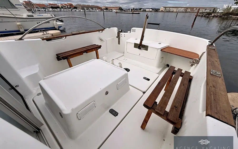 slider 8 Beneteau Antares 620